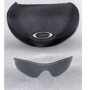 Oakley Sport Soft Foam Sunglasses Vault‎ Hard Case W/Replacement Lense NO FRAME